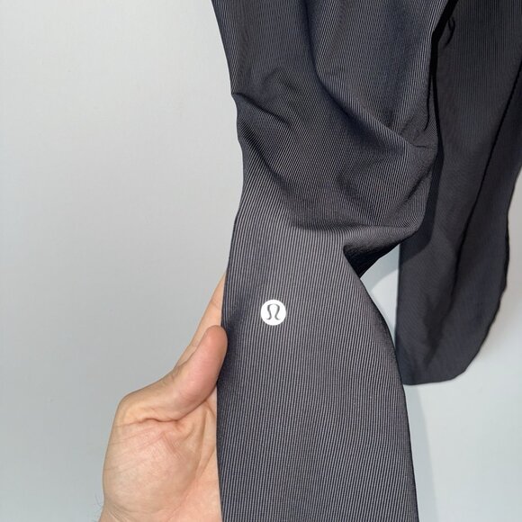 Lululemon Base Pace High Rise Tight Leggings 24" Gray Black Ribbed Sz 14 Pocket - Picture 7 of 14